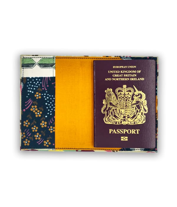 Mantero Passport Holder- Cream - Kapdaa-The-Offcut